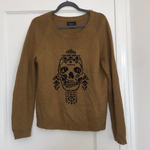 Obey sweater